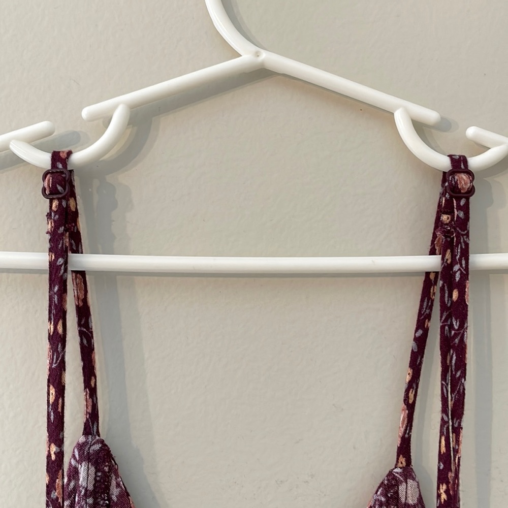 American Eagle Outfitters Floral Romper - Picture 6 of 10